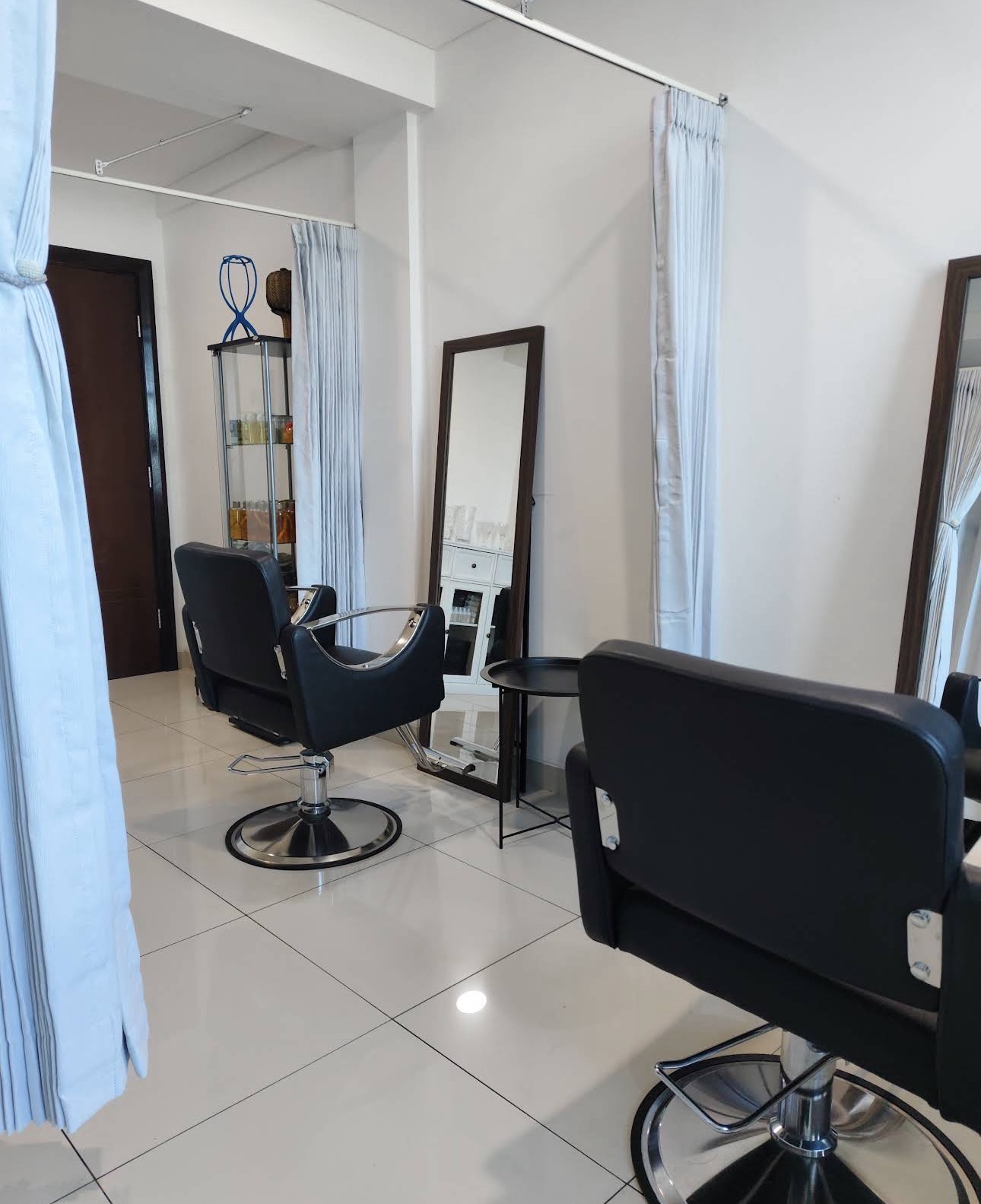 Hair4All Jakarta Barat salon